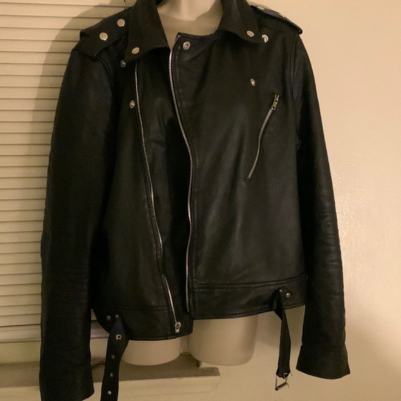 Kim Kardashian Moto Jacket.  Lambskin and very soft. Brand new w tags - Picture 7 of 9